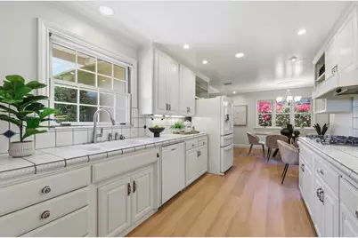 1048 Savannah Dr, San Jose, CA 95117 - Photo 11