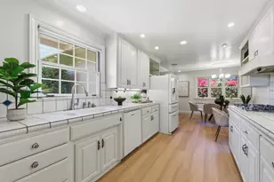 1048 Savannah Dr, San Jose, CA 95117 - Photo 11