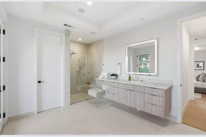 20388 Hill Ave, Saratoga, CA 95070 - Photo 23