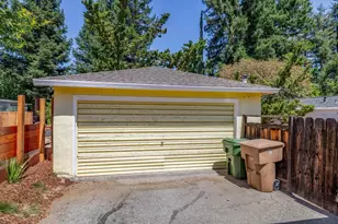 825 Terrace Dr, Los Altos, CA 94024 - Photo 17