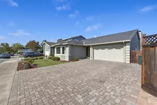 310 Mainsail Ct, Foster City, CA 94404 - Photo 3
