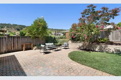 808 Glenside Dr, San Jose, CA 95123 - Photo 49