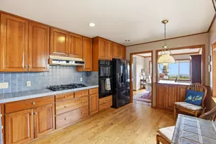 3381 Crestmoor Dr, San Bruno, CA 94066 - Photo 13