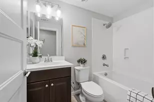 179 Llano De Los Robles Ave 1, San Jose, CA 95136 - Photo 15