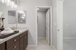 179 Llano De Los Robles Ave 1, San Jose, CA 95136 - Photo 23