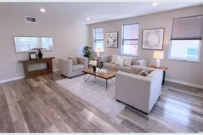 179 Llano De Los Robles Ave 1, San Jose, CA 95136 - Photo 7