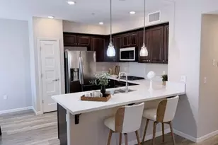 179 Llano De Los Robles Ave 1, San Jose, CA 95136 - Photo 9