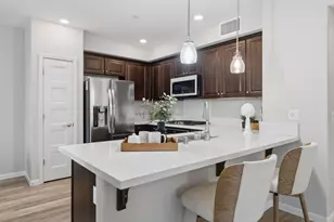 179 Llano De Los Robles Ave 1, San Jose, CA 95136 - Photo 9