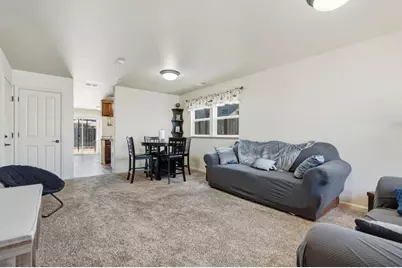 407 Cardona Cir, Greenfield, CA 93927 - Photo 11