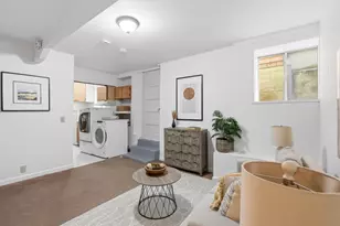 667 London St, San Francisco, CA 94112 - Photo 29