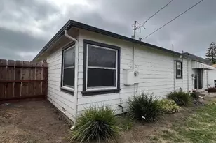 1242 Adams St, Salinas, CA 93906 - Photo 23