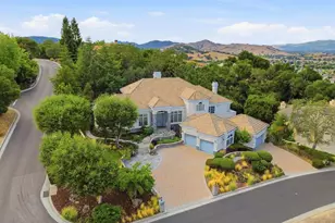 8451 Goldenrod Cir, Gilroy, CA 95020 - Photo 29