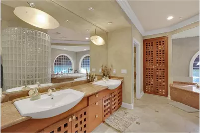8451 Goldenrod Cir, Gilroy, CA 95020 - Photo 17