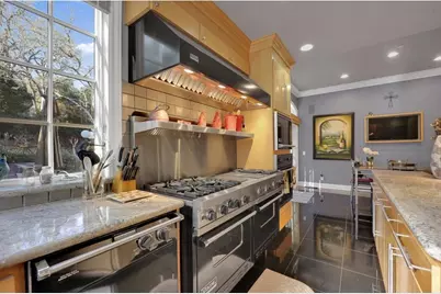8451 Goldenrod Cir, Gilroy, CA 95020 - Photo 11
