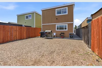 642 Douglas Ave, Oakland, CA 94603 - Photo 15
