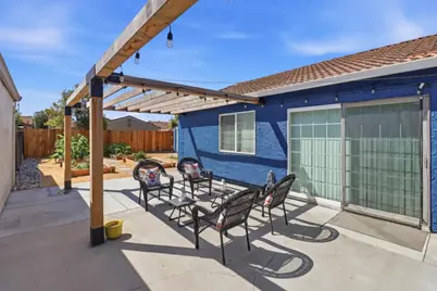 1184 Sunny Ct, San Jose, CA 95116 - Photo 23