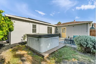 389 Lastreto Ave, Sunnyvale, CA 94085 - Photo 37