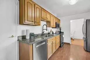 389 Lastreto Ave, Sunnyvale, CA 94085 - Photo 17