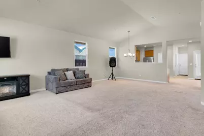 550 Lewis St, King City, CA 93930 - Photo 5