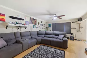5915 Hillview Ave, San Jose, CA 95123 - Photo 5