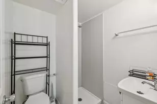 883 Pacific Ave, San Jose, CA 95126 - Photo 21