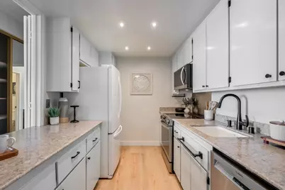 1427 Floribunda Ave 305, Burlingame, CA 94010 - Photo 13