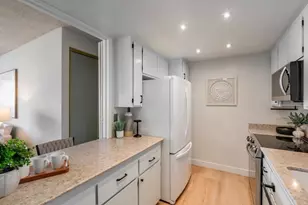1427 Floribunda Ave 305, Burlingame, CA 94010 - Photo 15
