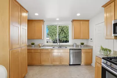 1030 Bradley Way, East Palo Alto, CA 94303 - Photo 13