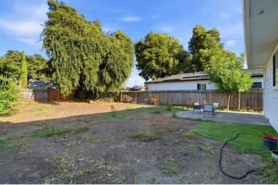 1030 Bradley Way, East Palo Alto, CA 94303 - Photo 25