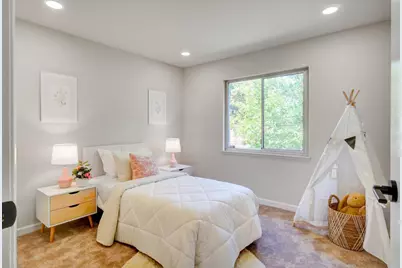 568 Leona Ln, Mountain View, CA 94040 - Photo 19