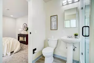 568 Leona Ln, Mountain View, CA 94040 - Photo 15