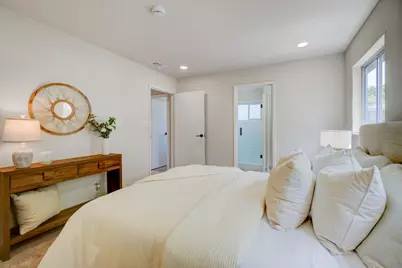 568 Leona Ln, Mountain View, CA 94040 - Photo 13