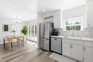 2497 Rossotto Dr, San Jose, CA 95130 - Photo 21
