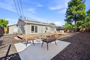 2497 Rossotto Dr, San Jose, CA 95130 - Photo 43