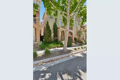 773 Batista Dr, San Jose, CA 95136 - Photo 3