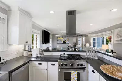3801 Orinda Dr, San Mateo, CA 94403 - Photo 15