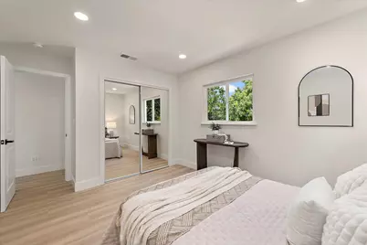 332 Lastreto Ave, Sunnyvale, CA 94085 - Photo 21