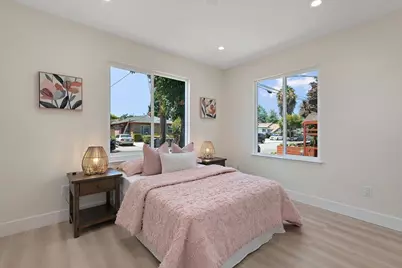 332 Lastreto Ave, Sunnyvale, CA 94085 - Photo 17