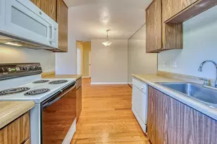 4106 Golden Oaks Ln, Monterey, CA 93940 - Photo 15