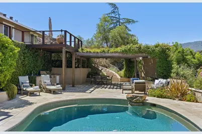 14275 Hilltop Way, Saratoga, CA 95070 - Photo 33