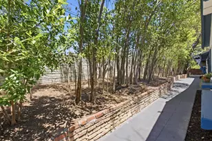 2033 San Carlos Ave, San Carlos, CA 94070 - Photo 27