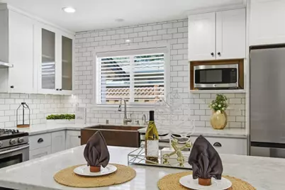 445 Colfax Dr, San Jose, CA 95123 - Photo 9