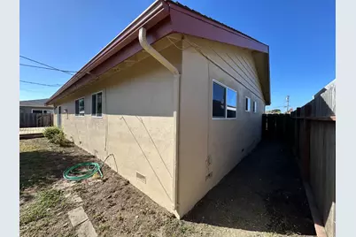 737 Saint Ann Dr, Salinas, CA 93901 - Photo 7