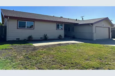 737 Saint Ann Dr, Salinas, CA 93901 - Photo 1