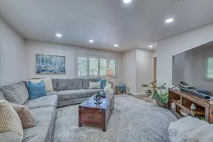 7468 Leafwood Dr, Prunedale, CA 93907 - Photo 9