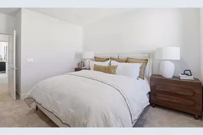 1129 Esther Ct, Palo Alto, CA 94303 - Photo 9