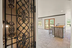 17864 Holiday Dr, Morgan Hill, CA 95037 - Photo 55