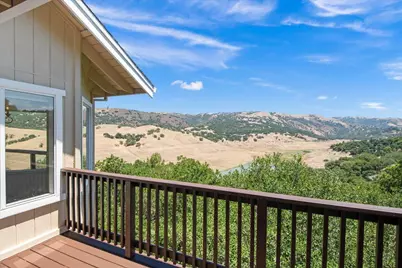 17864 Holiday Dr, Morgan Hill, CA 95037 - Photo 33