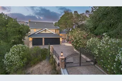 17864 Holiday Dr, Morgan Hill, CA 95037 - Photo 7