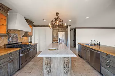 17864 Holiday Dr, Morgan Hill, CA 95037 - Photo 51